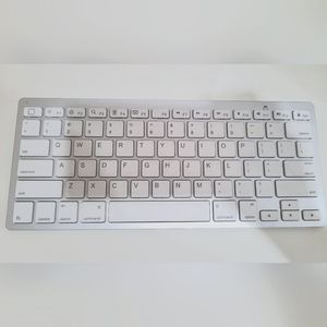 Bluetooth Wireless Keyboard